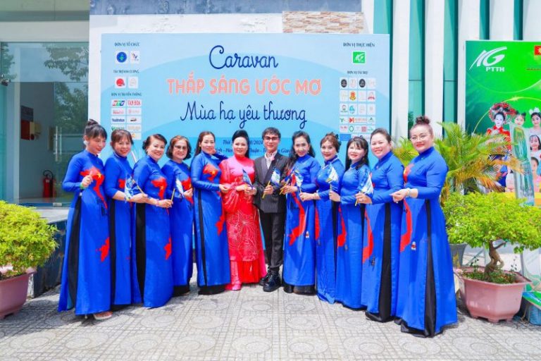 caravan-thap-sang-uoc-mo-gieo-mam-hy-vong-cho-tuong-lai